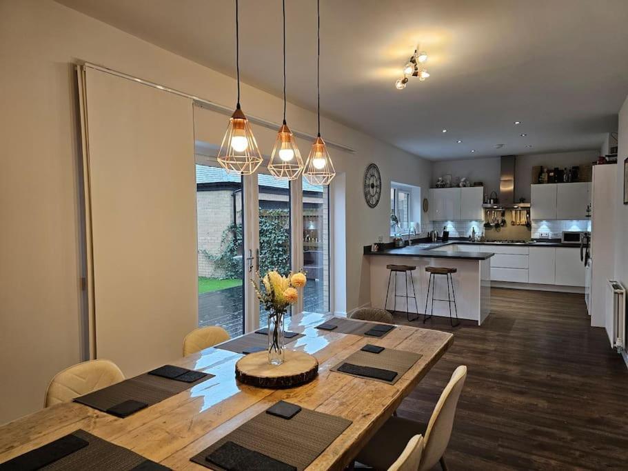 הוילה אדינבורו Our House @ Little France מראה חיצוני תמונה